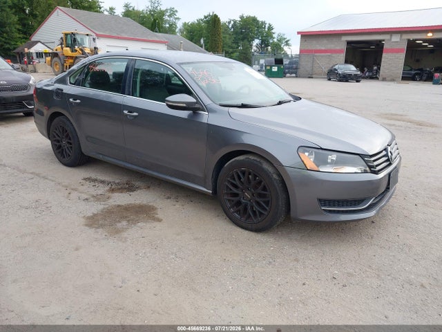 2012 VOLKSWAGEN PASSAT 2.5L SE