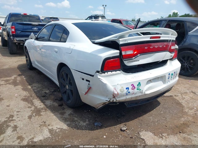 صورة 3 لـ 2014 Dodge CHARGER R/T