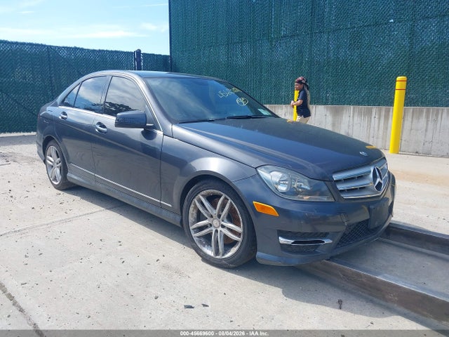 2013 MERCEDES-BENZ C SPORT 4MATIC
