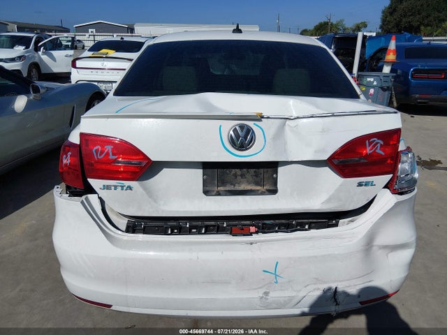 صورة 6 لـ 2014 Volkswagen JETTA 1.8T SEL