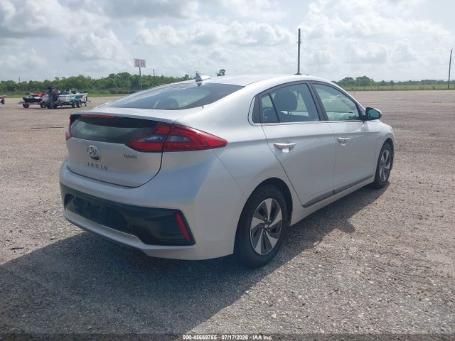 2019 HYUNDAI IONIQ HYBRID SEL 4