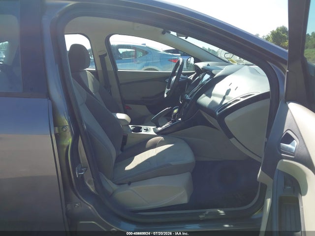 2013 FORD FOCUS SE 照片 5
