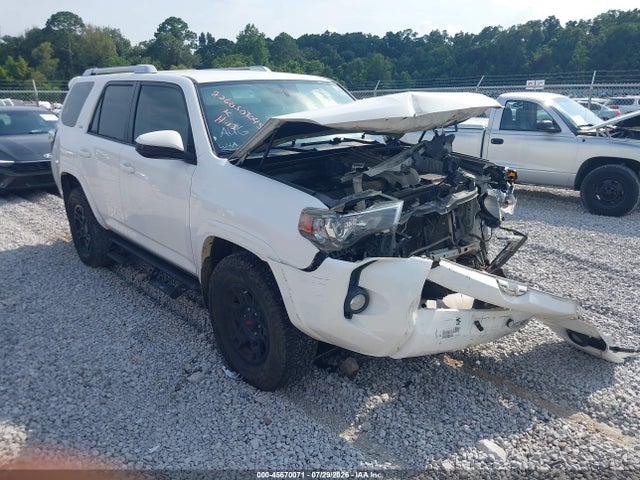 2018 TOYOTA 4R SR5