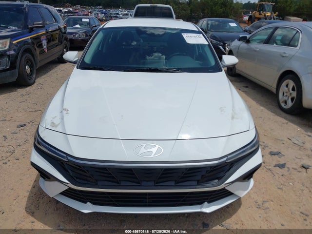 2025 Hyundai ELANTRA SE — миниатюра 12