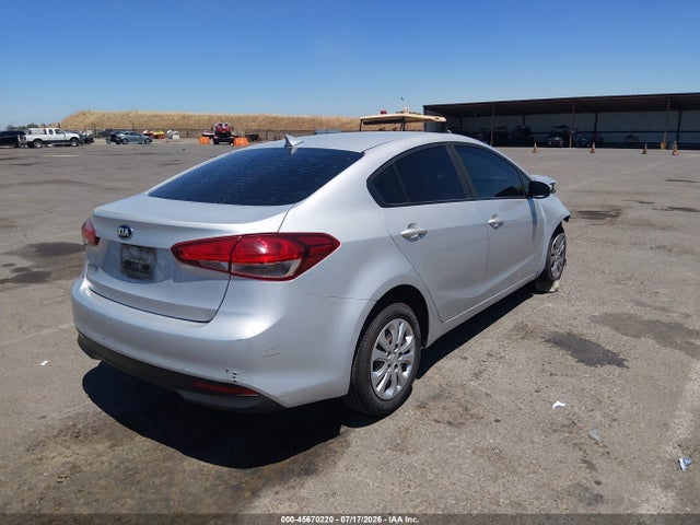 2017 KIA FORTE LX — фото 4