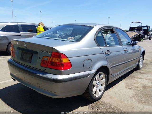صورة 4 لـ 2004 BMW 325XI