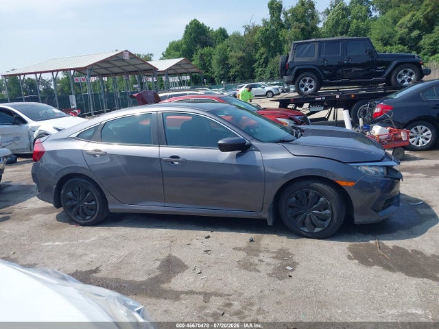 2018 Honda CIVIC LX — миниатюра 13