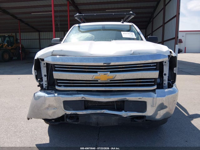 2018 Chevrolet SILVERADO 2500HD WT photo 6