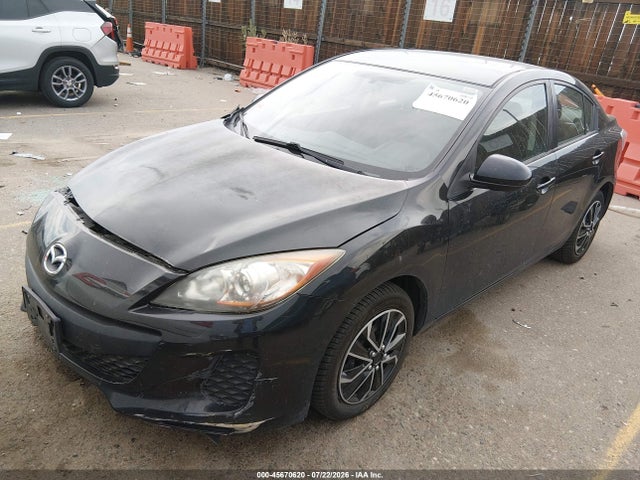 2013 Mazda MAZDA3 I SV 照片 2