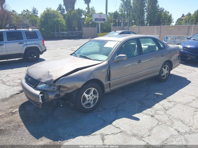 1998 Toyota AVALON XLS photo 2