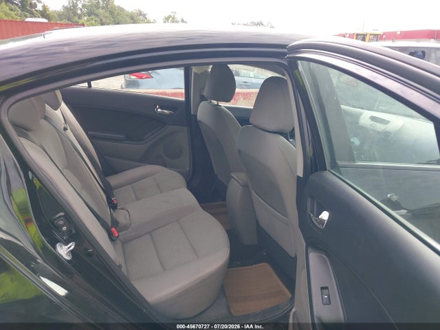 2015 KIA FORTE LX — фото 8