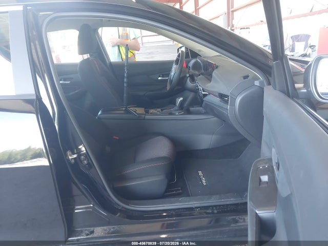صورة 5 لـ 2026 Nissan SENTRA SR