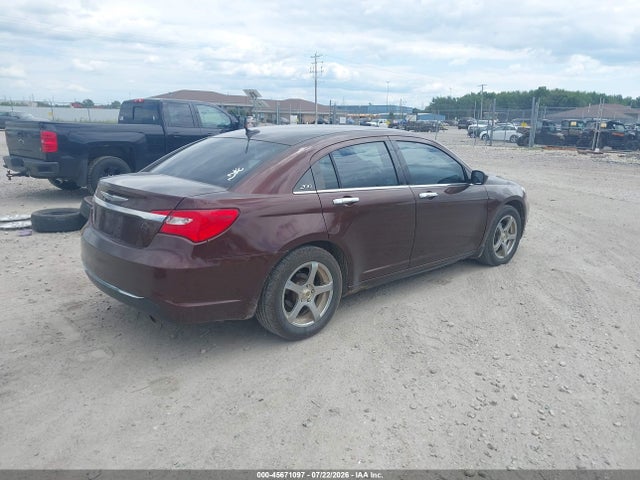 2013 Chrysler 200 LX 照片 4
