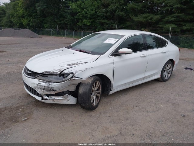 2015 Chrysler 200 LIMITED 照片 2