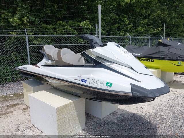 2015 YAMAHA VX CRUISER 