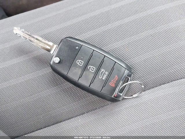 صورة مصغرة 11 لـ 2018 KIA FORTE S