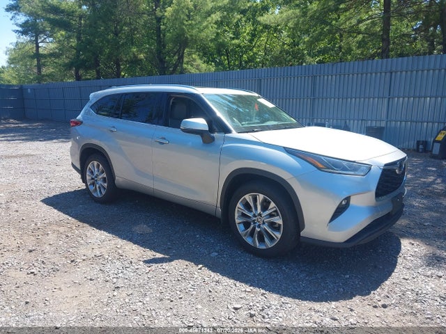 2021 TOYOTA HIGHLANDE LIMITED