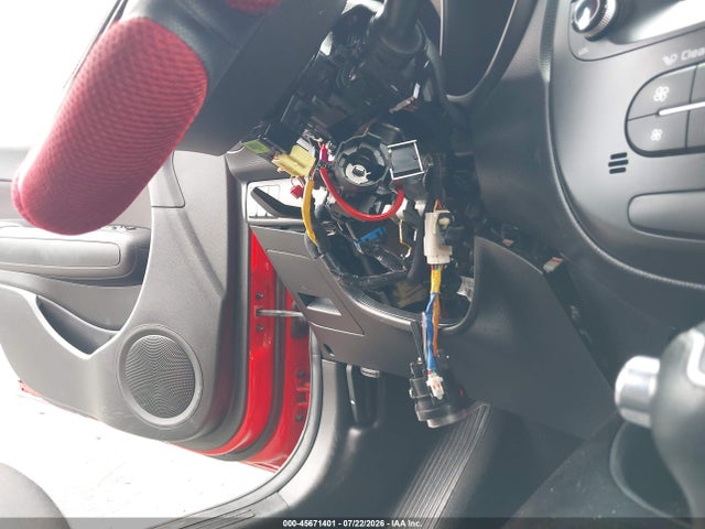 2019 KIA SOUL + 缩略图 18