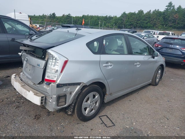2010 Toyota PRIUS II — фото 4