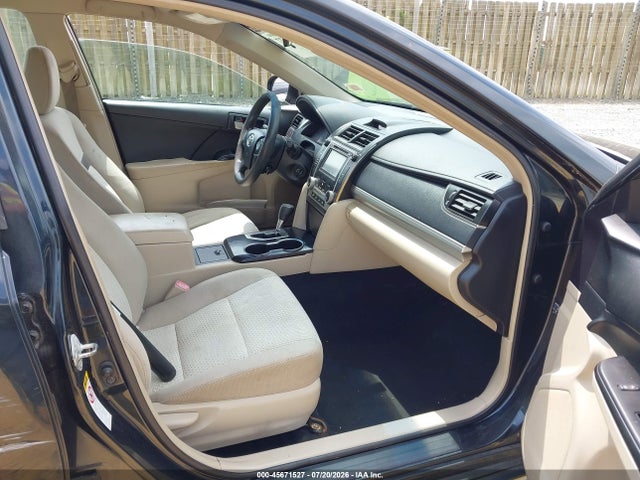 صورة 5 لـ 2013 Toyota CAMRY LE