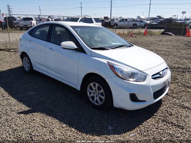 2013 HYUNDAI ACCENT GLS