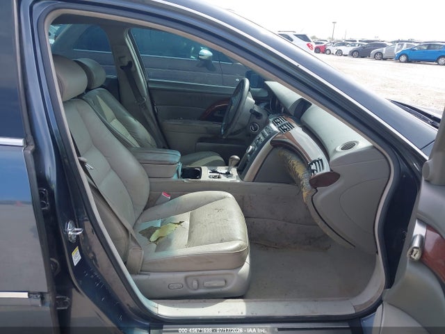 صورة 5 لـ 2006 Acura RL 3.5