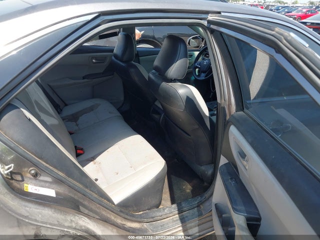 2017 TOYOTA CAMRY SE 8