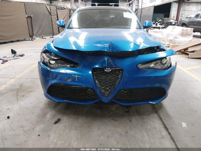 2019 ALFA Romeo GIULIA SPORT RWD — фото 6