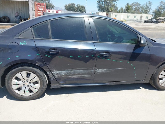2015 Chevrolet CRUZE LS AUTO 照片 6