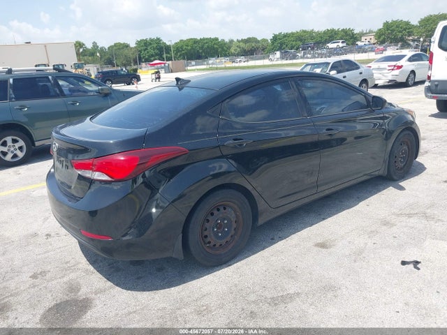 2014 Hyundai ELANTRA SE photo 4