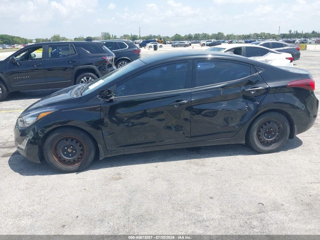 2014 Hyundai ELANTRA SE photo 6