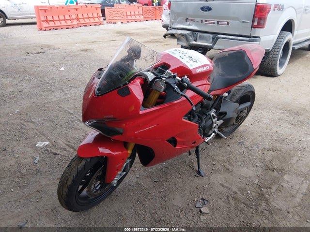 2020 DUCATI SUPERSPORT 2