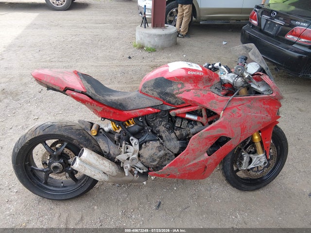 2020 DUCATI SUPERSPORT 12