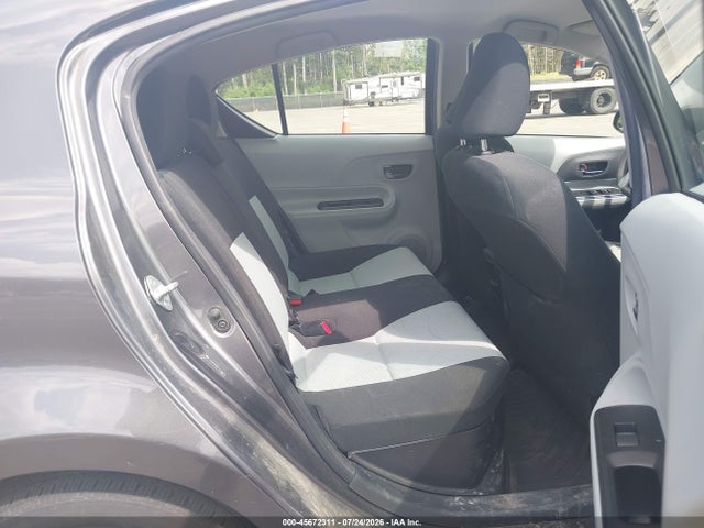 2013 Toyota PRIUS C TWO 照片 8
