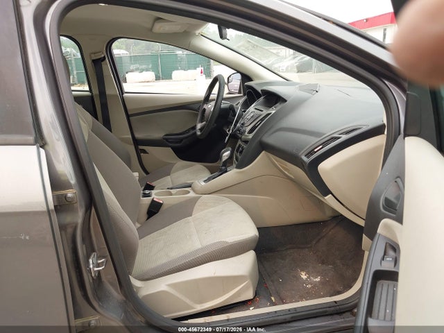 صورة 5 لـ 2012 FORD FOCUS SE