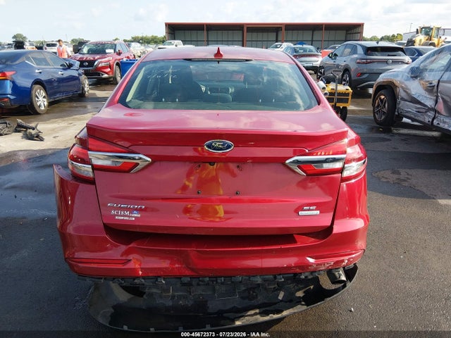 2020 FORD FUSION SE 16