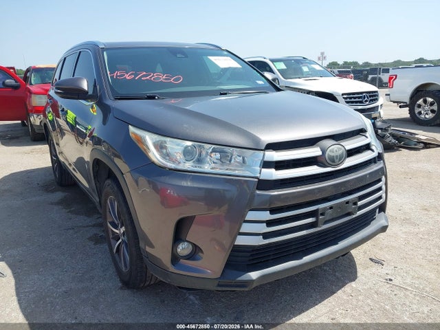 2018 TOYOTA HIGHLANDE XLE