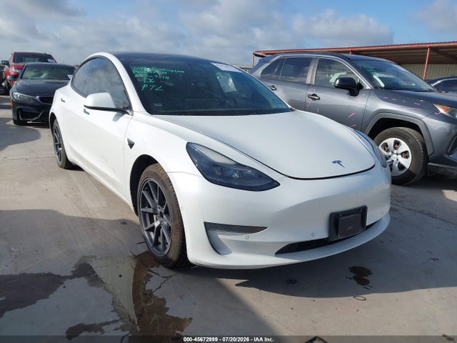 2021 TESLA MODEL 3 STANDARD RANGE PLUS REAR-WHEEL DRIVE