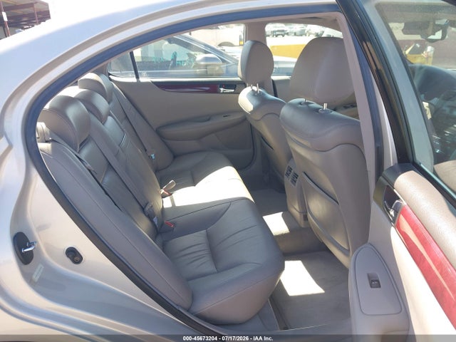 صورة 8 لـ 2002 Lexus ES 300