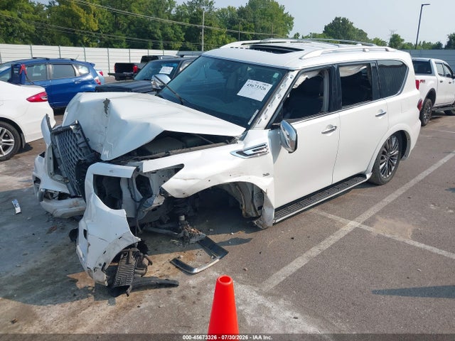 2019 INFINITI QX80 LUXE 2