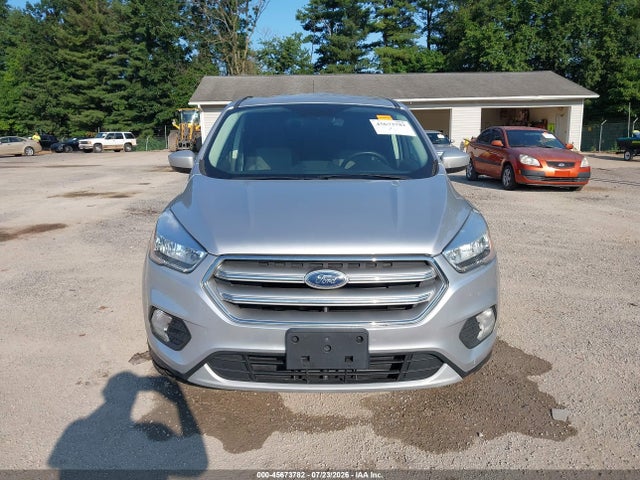2019 FORD ESCAPE SE 12