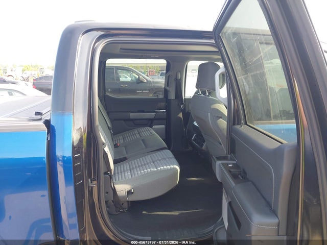 2023 FORD F-150 XLT photo 8
