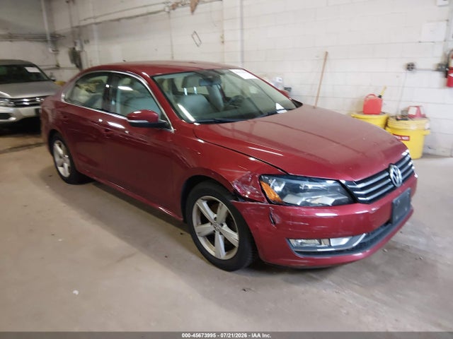 2015 Volkswagen PASSAT 1.8T LIMITED EDITION — фото 1