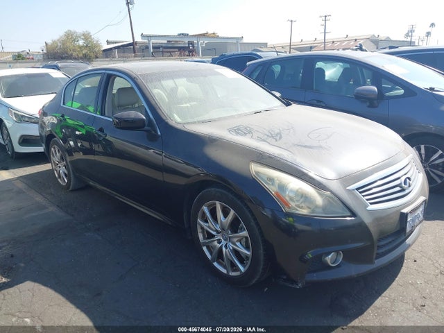 2012 INFINITI G37 JOURNEY