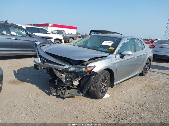 2022 TOYOTA CAMRY SE 2