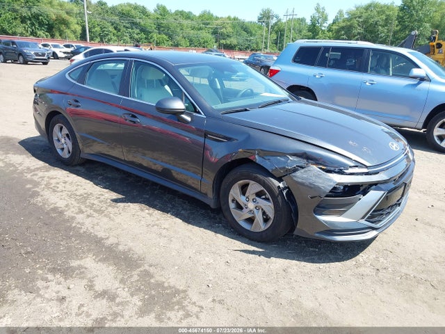 2025 HYUNDAI SONATA SE