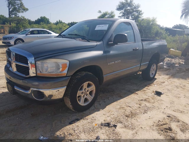 2006 Dodge RAM 1500 SLT — фото 2