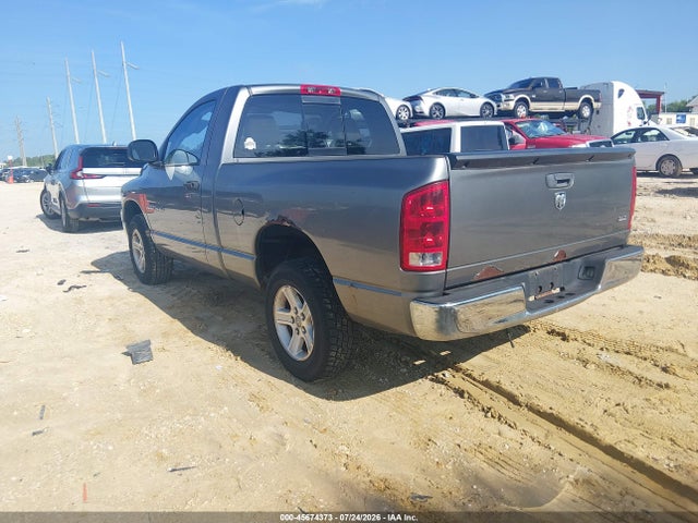 2006 Dodge RAM 1500 SLT — фото 3