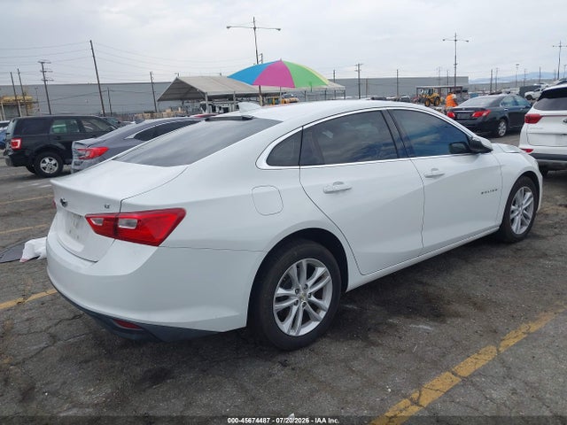 2017 Chevrolet MALIBU 1LT — фото 4