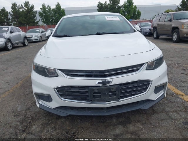 2017 Chevrolet MALIBU 1LT — фото 6
